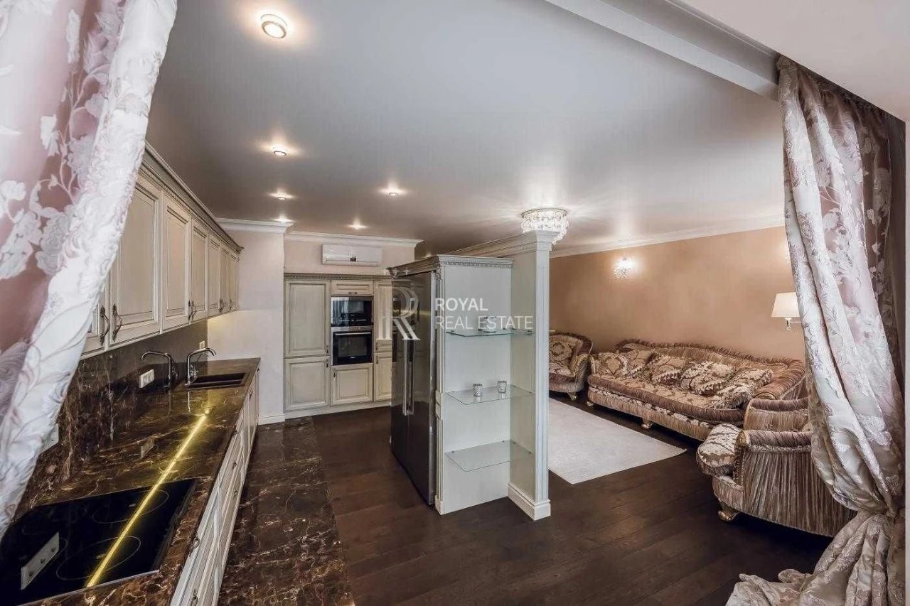 Продажа 3-комнатной квартиры в ЖК "Космополитен", Дегтяривская, 25А, корпус 1