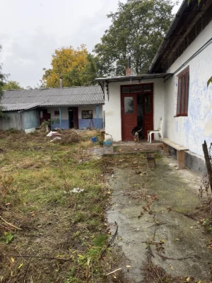 Продається будинок у селі Будилів, 25 соток землі, газ, вода, біля
