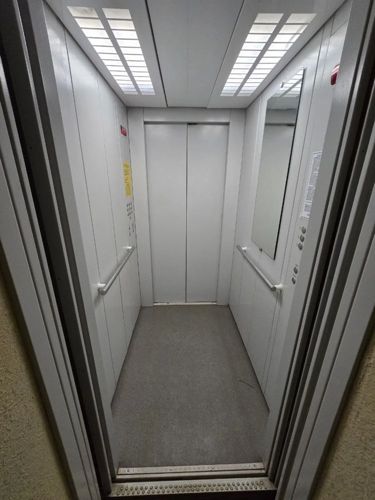Продаж 1-кімнатної квартири в новобудинку на вул. Роксоляни, 43а.