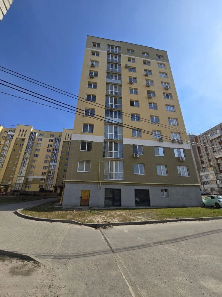Продаж 1-кімнатної квартири в новобудинку на вул. Роксоляни, 43а.