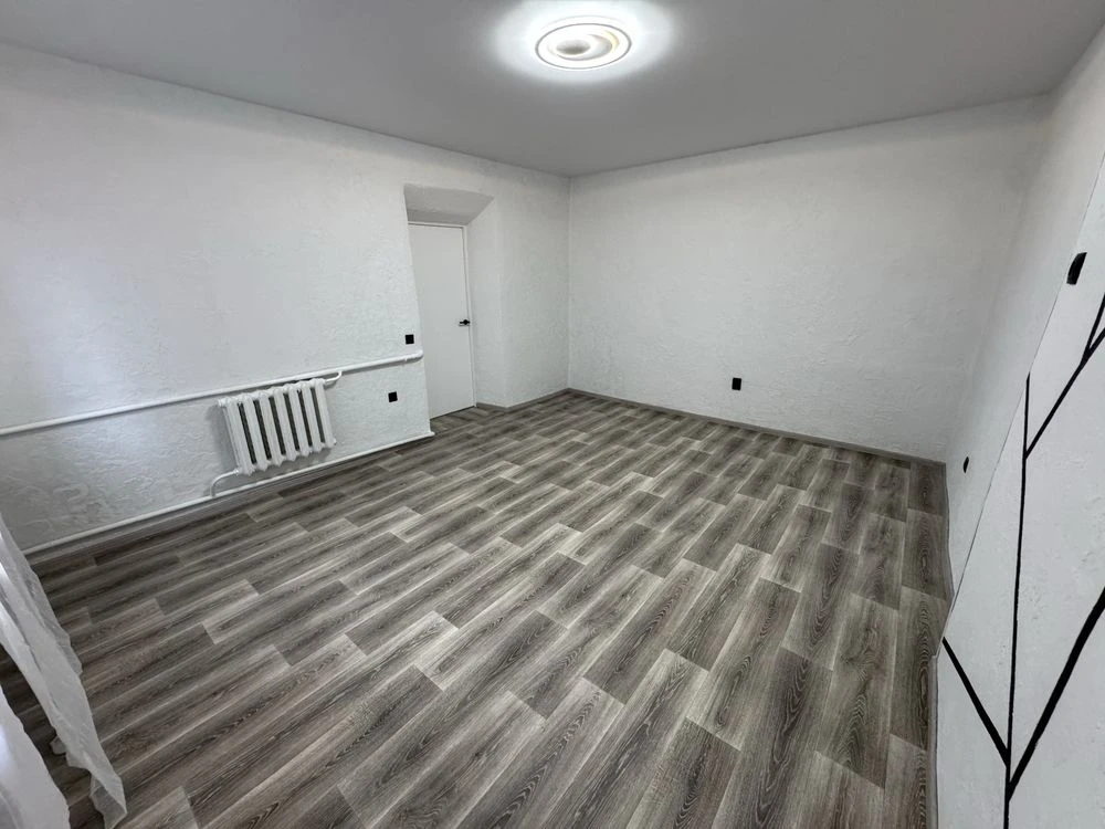 For Sale: One-half House with Separate Courtyard ATB Katranovka