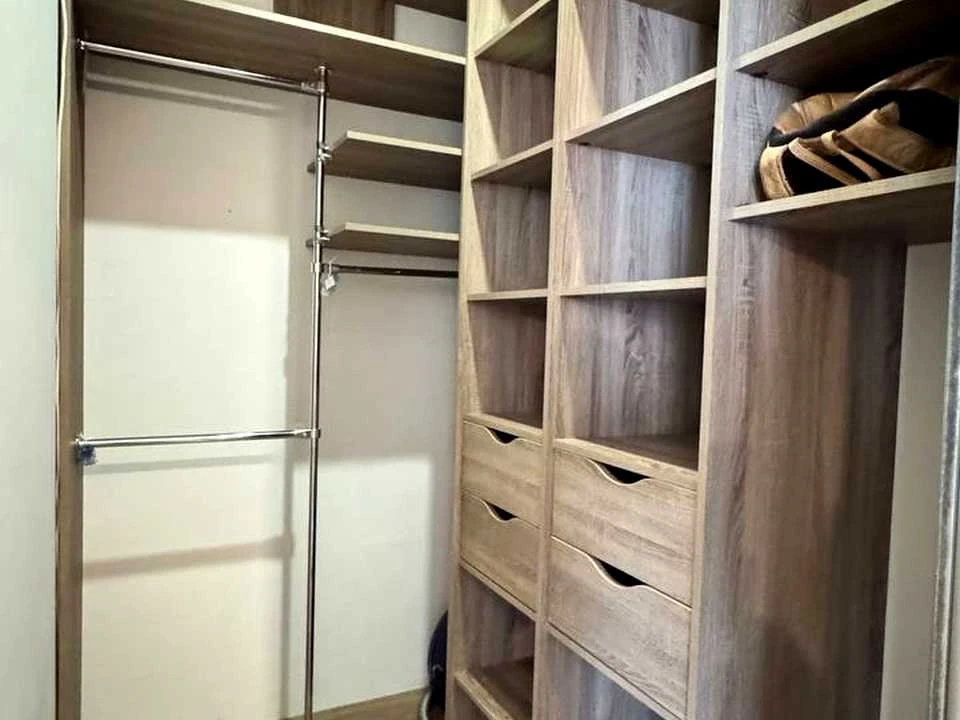 Квартира. Київ, Василя Тютюнника вул.
