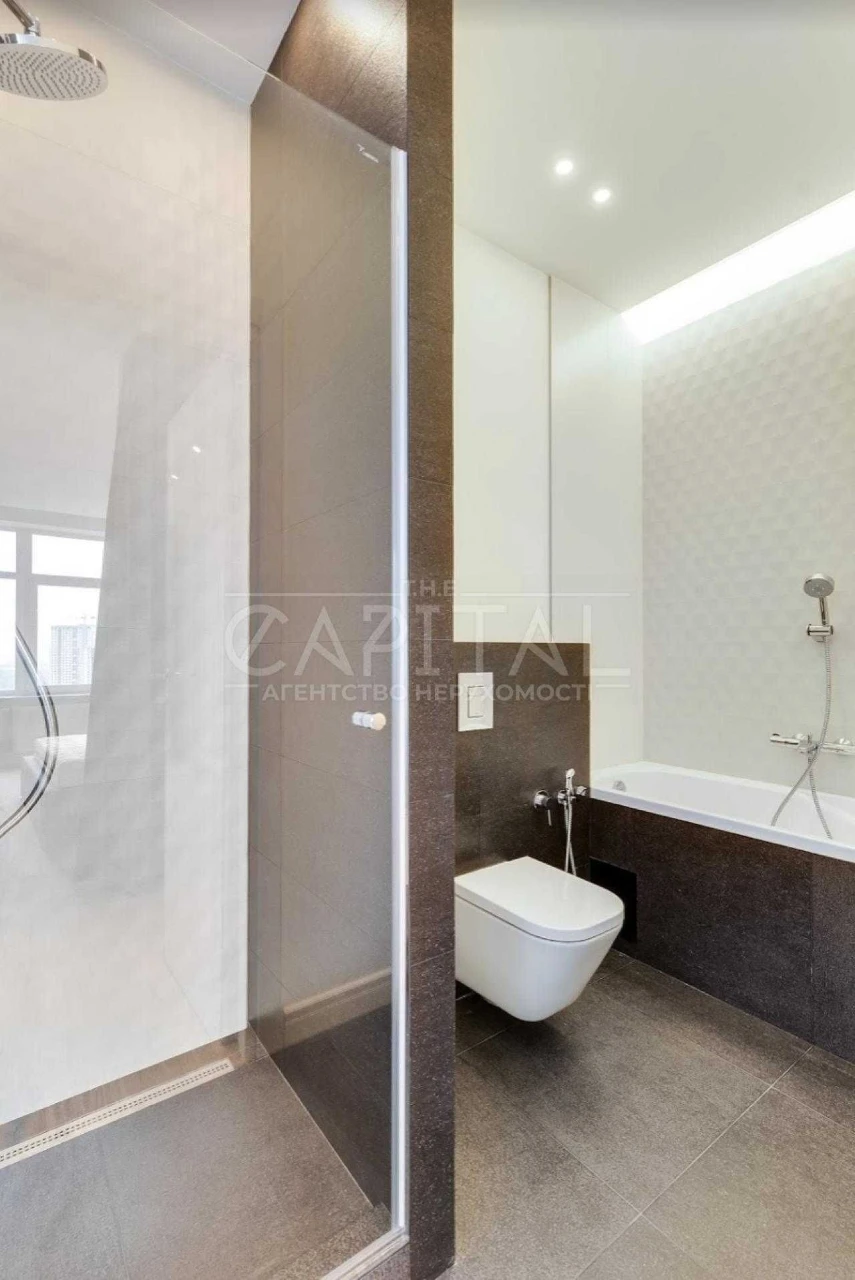 Sale of a 2-bedroom apartment in the residential complex "Novopescherskiye Lipki", Pechersky district