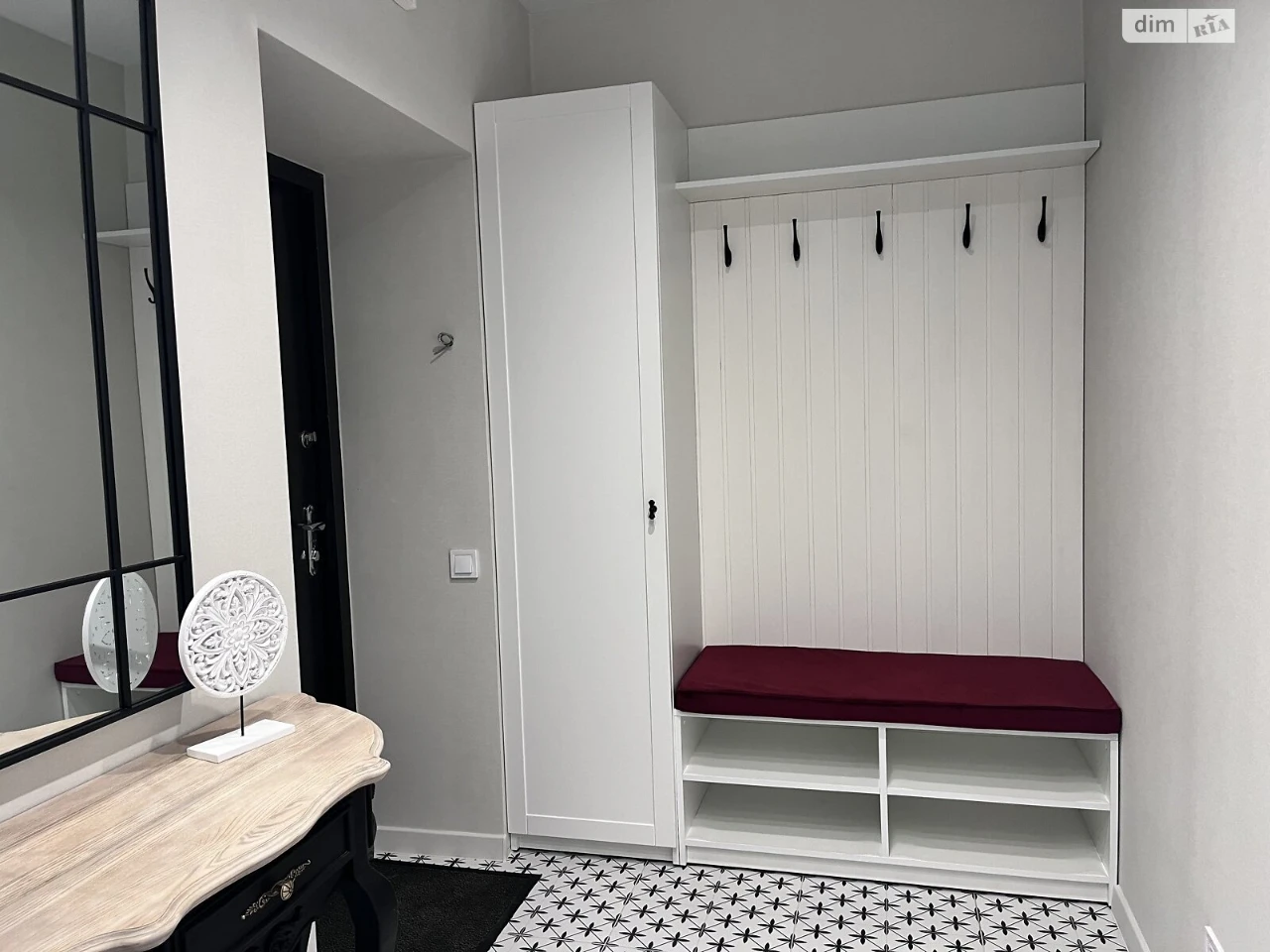 Long-Term Rental Apartment Academic