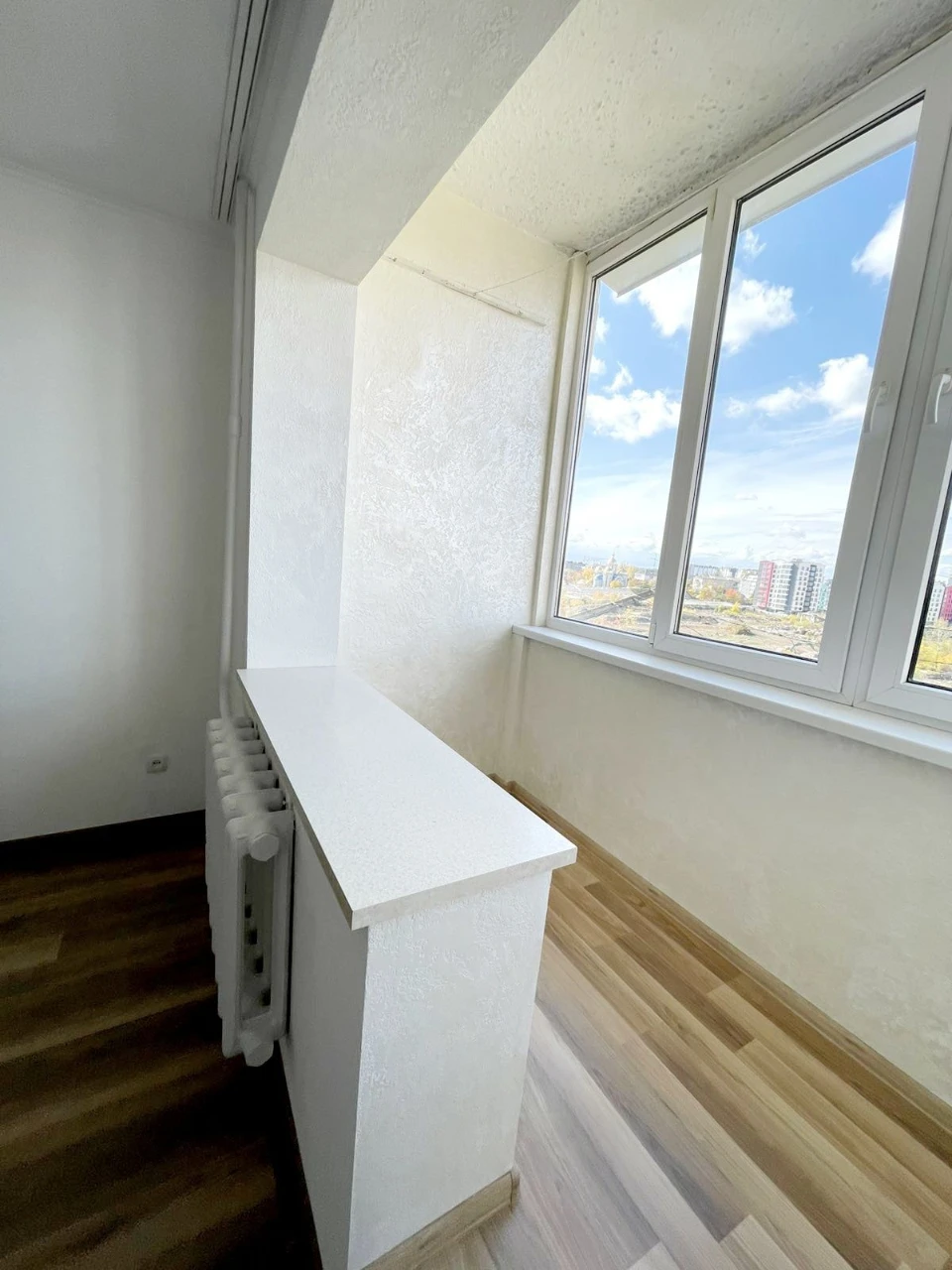 Продам 1-комнатную квартиру, ул. Коновальца, свежий, современный, есть ремонт