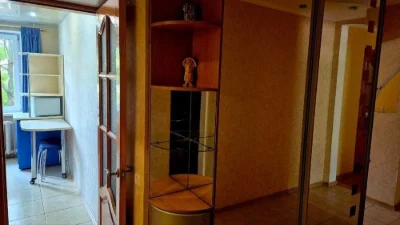 Продажа 3-комнатной квартиры по улице Калиновая 82.
