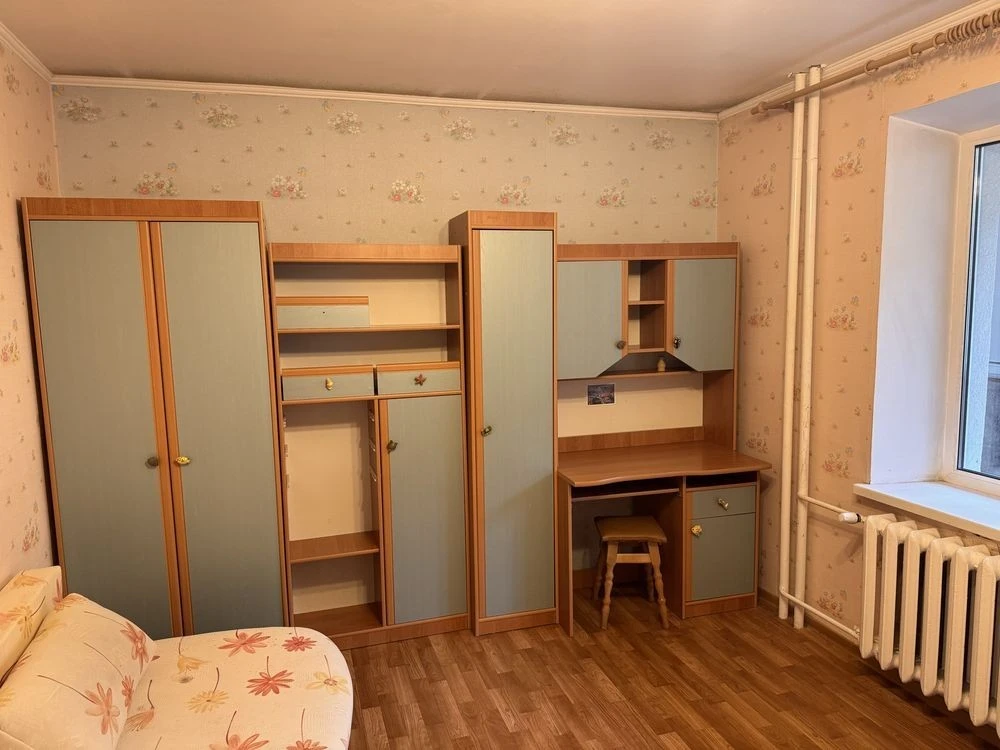 Sale of a 2-room apartment, 70 sq. m. in Troeshchyna