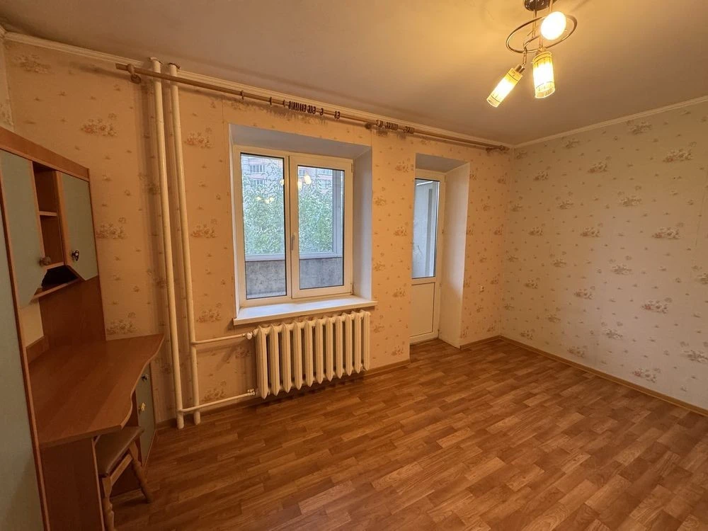 Sale of a 2-room apartment, 70 sq. m. in Troeshchyna