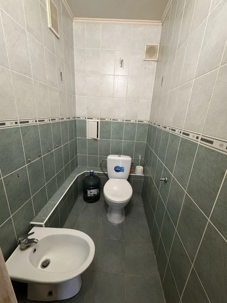 Sale of a 2-room apartment, 70 sq. m. in Troeshchyna