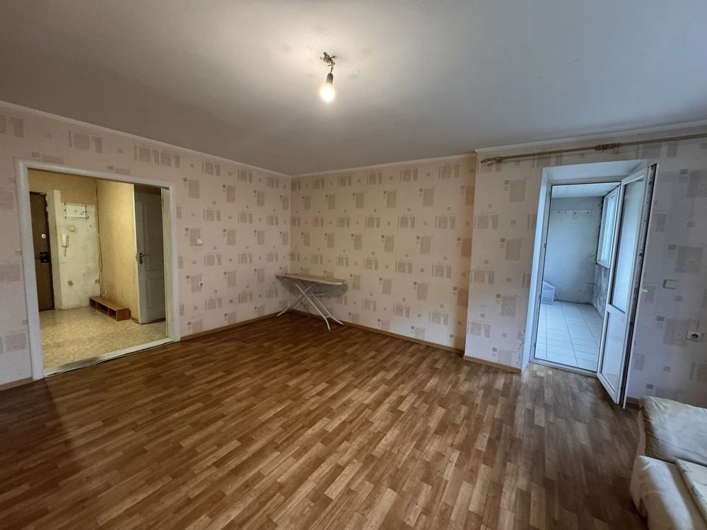 Sale of a 2-room apartment, 70 sq. m. in Troeshchyna