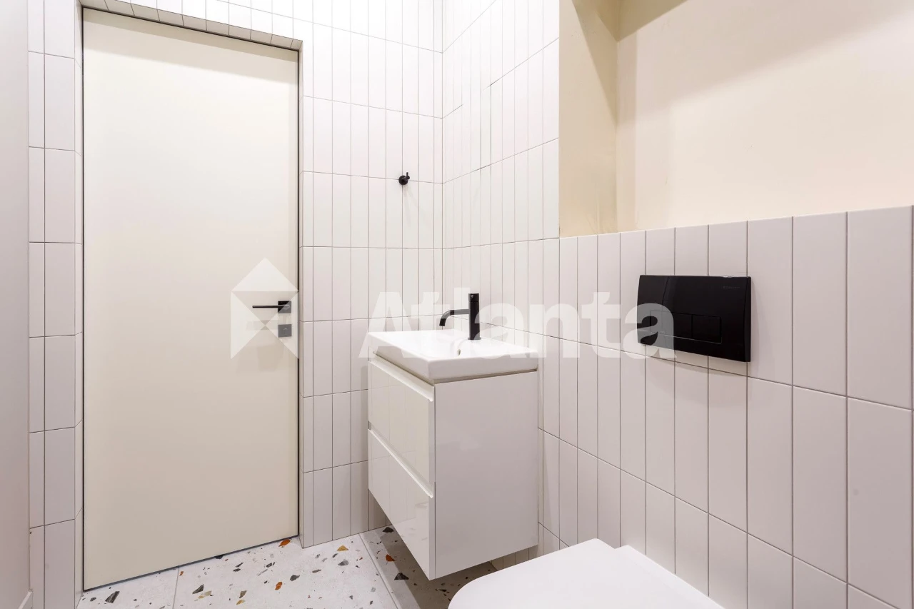 3-bedroom apartment near the center | Designer renovation in "Console" residential complex