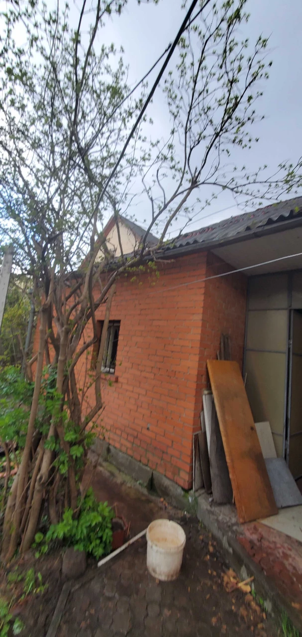 For sale house at Zernovaya Street 33