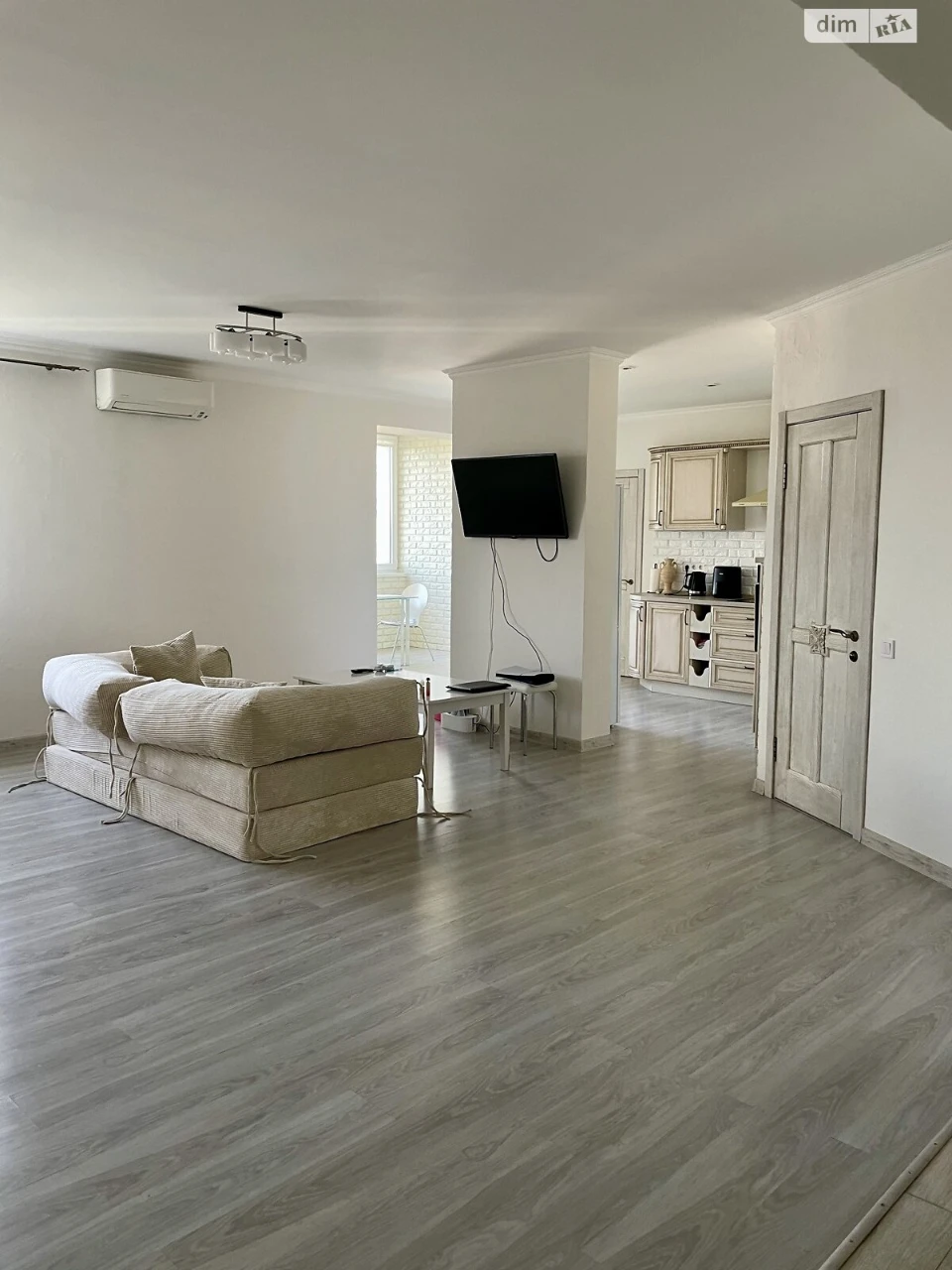 Apartment for Sale in Pavlivka