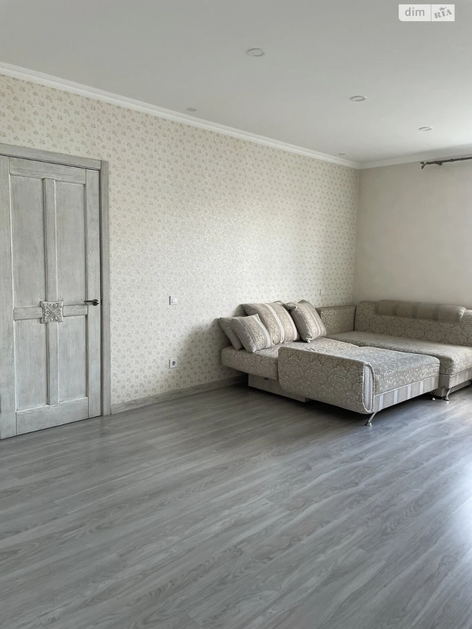 Apartment for Sale in Pavlivka