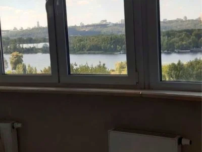 Квартира. Київ, Андрія Аболмасова вул.