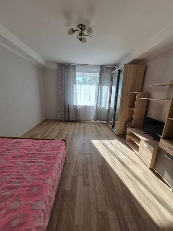 Продажа 1-комн. кв, ул. Академика Королева 6, Борщаговка