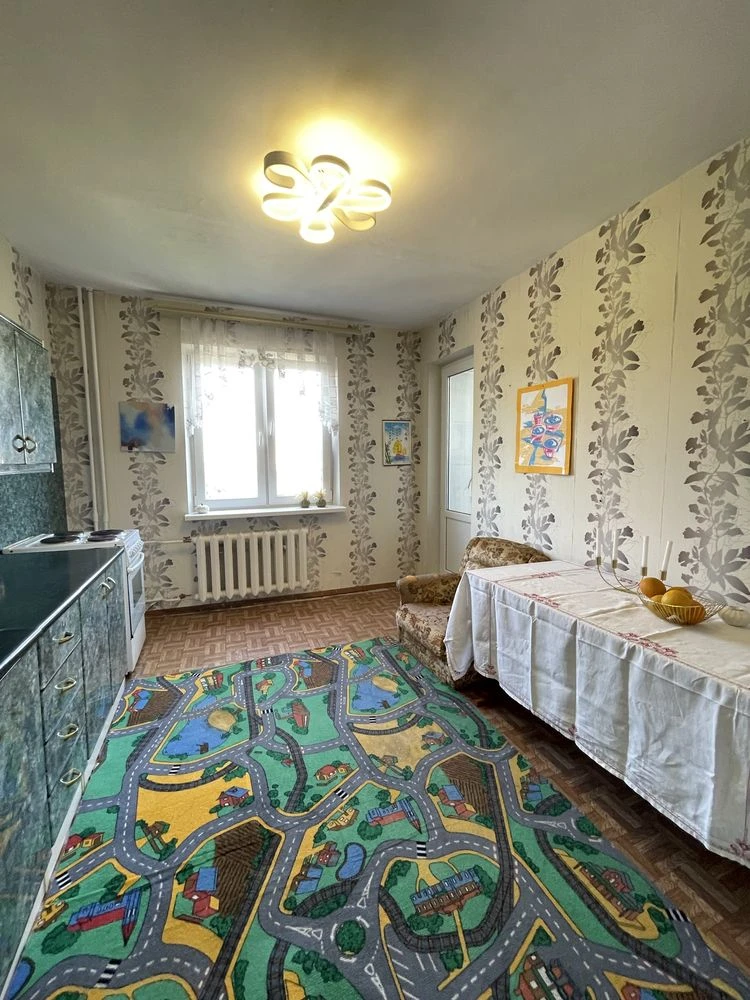 Sale of a 2-room apartment at Bayda Vyshnevytsky Street 1 (near Vyshhoro Street)