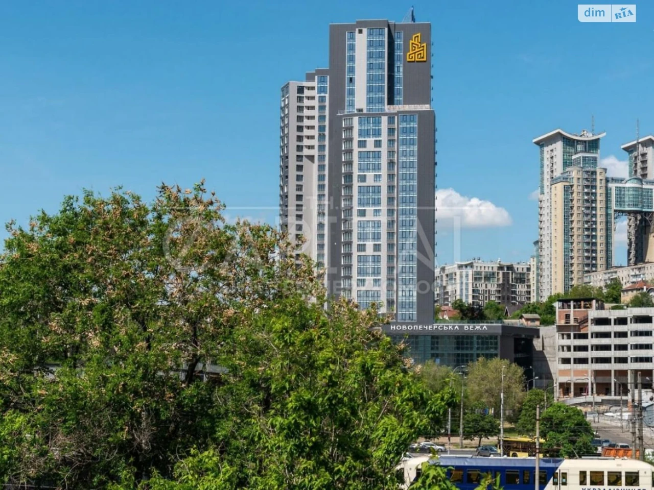 Продажа Квартиры Зверинец