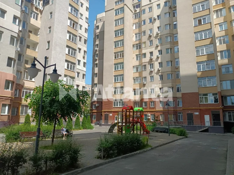 1-комнатная квартира на ул. Вильямса, мебель и техника