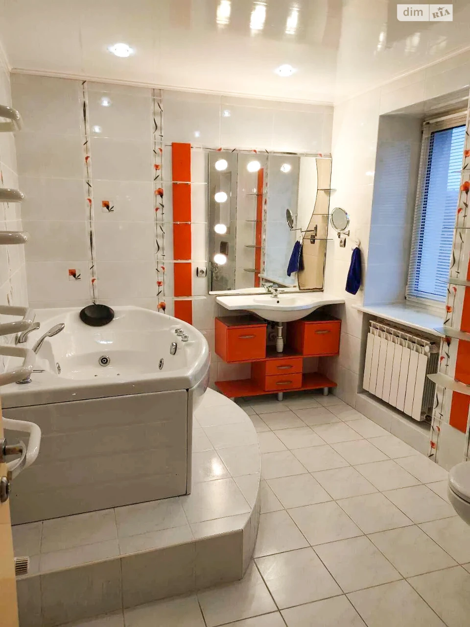 Long-Term Rental - Spacious Apartment in the Center
