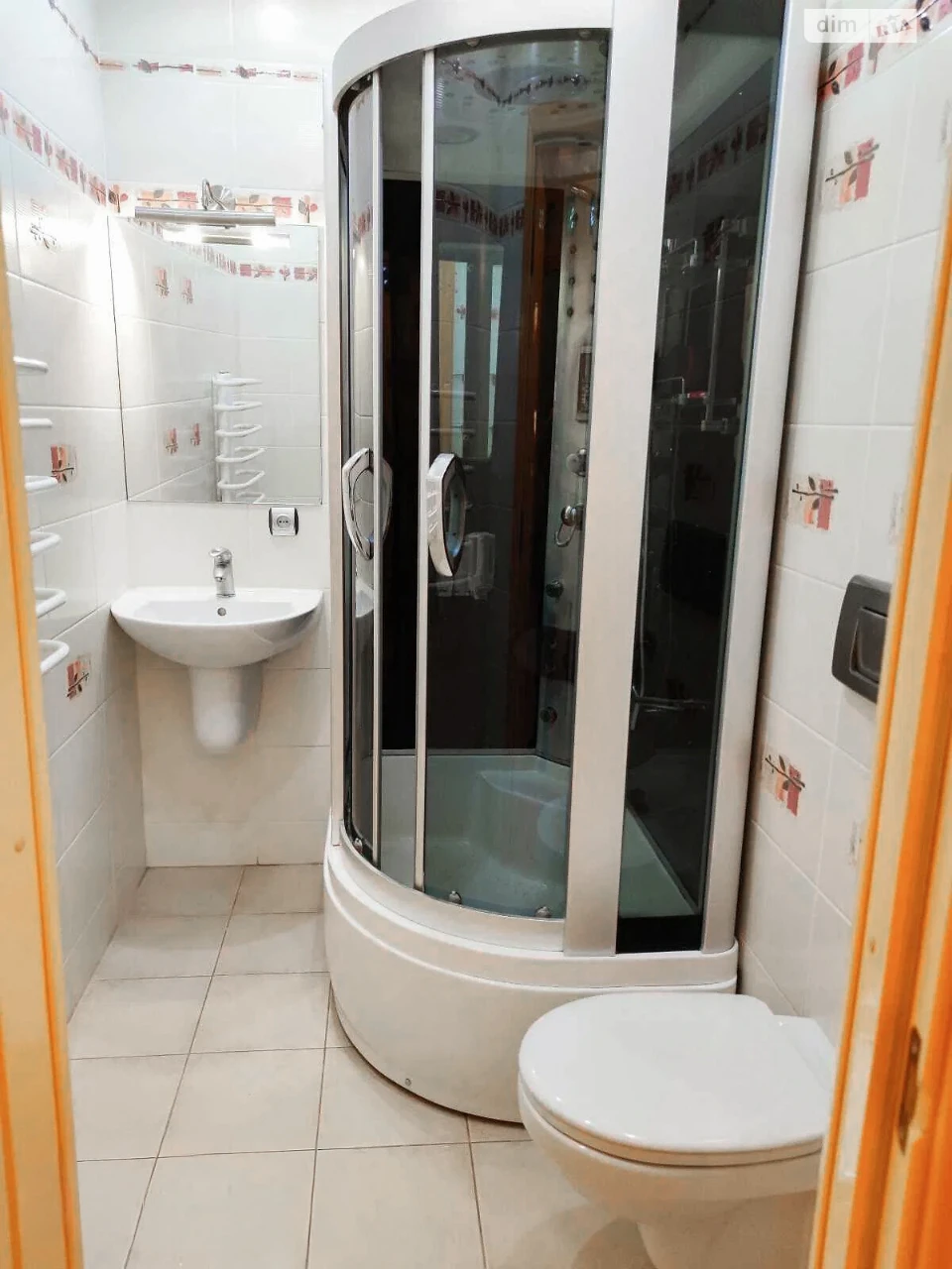 Long-Term Rental - Spacious Apartment in the Center