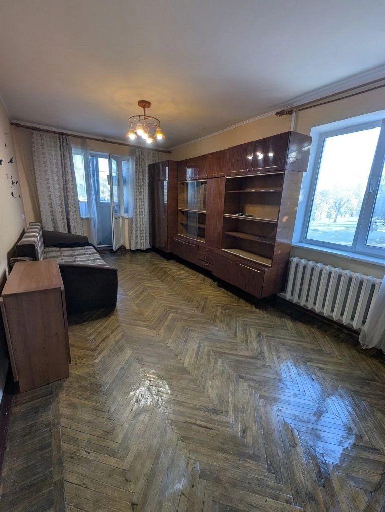 2-кімнатна квартира, м. Армійська