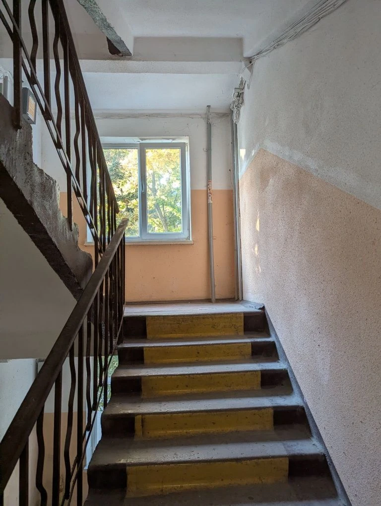 2-кімнатна квартира, м. Армійська