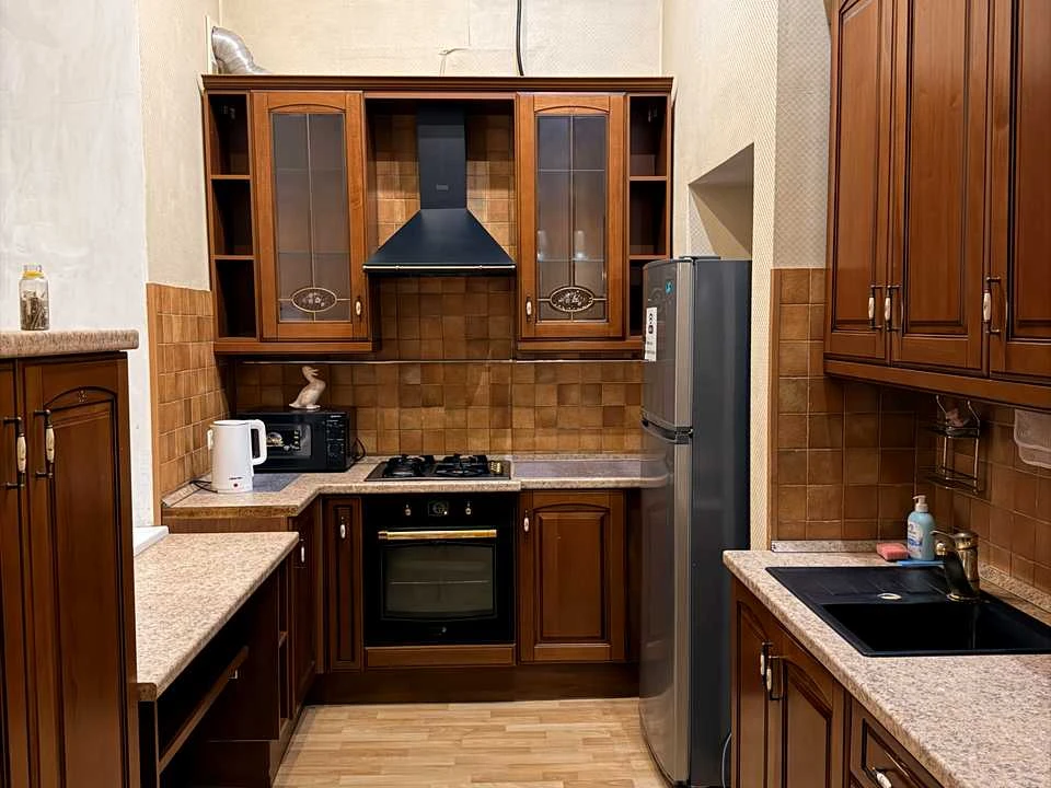Квартира. Киев, Евгена Чикаленка ул.