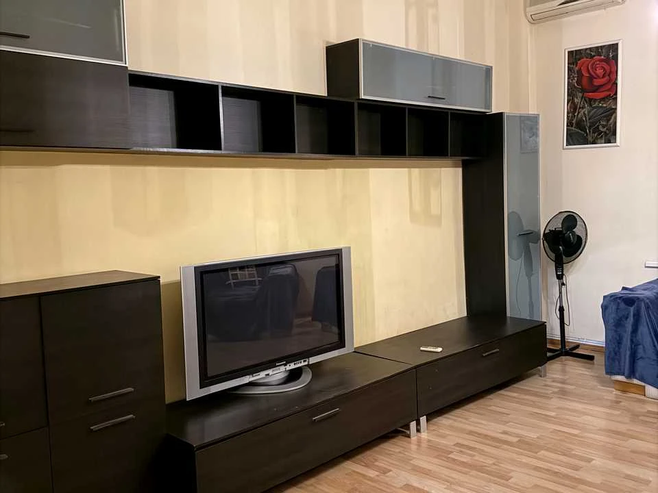 Квартира. Киев, Евгена Чикаленка ул.