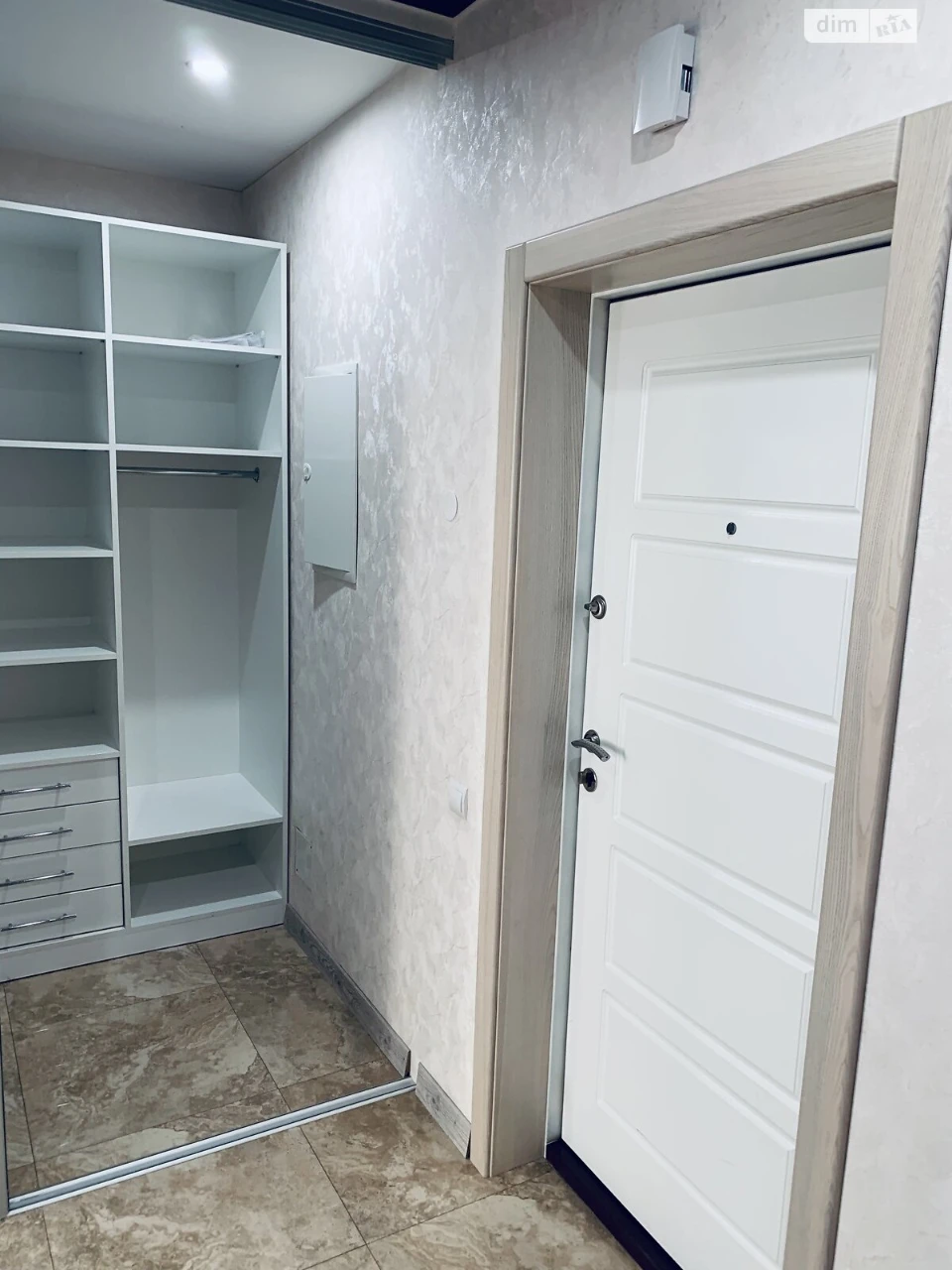 Long-Term Rental Apartment, Теремки-2