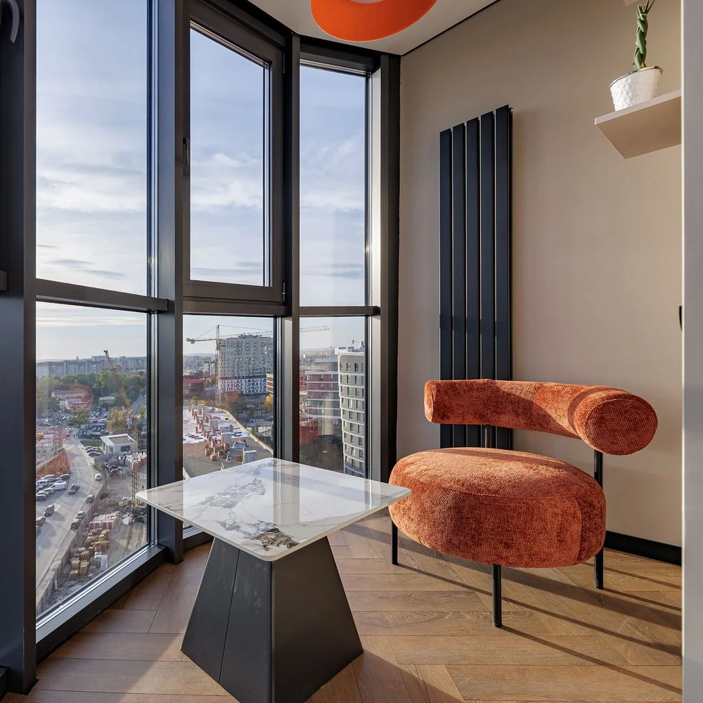 Sale of a 2-room apartment in the Parus City residential complex, Kul'parkyska Street, 93