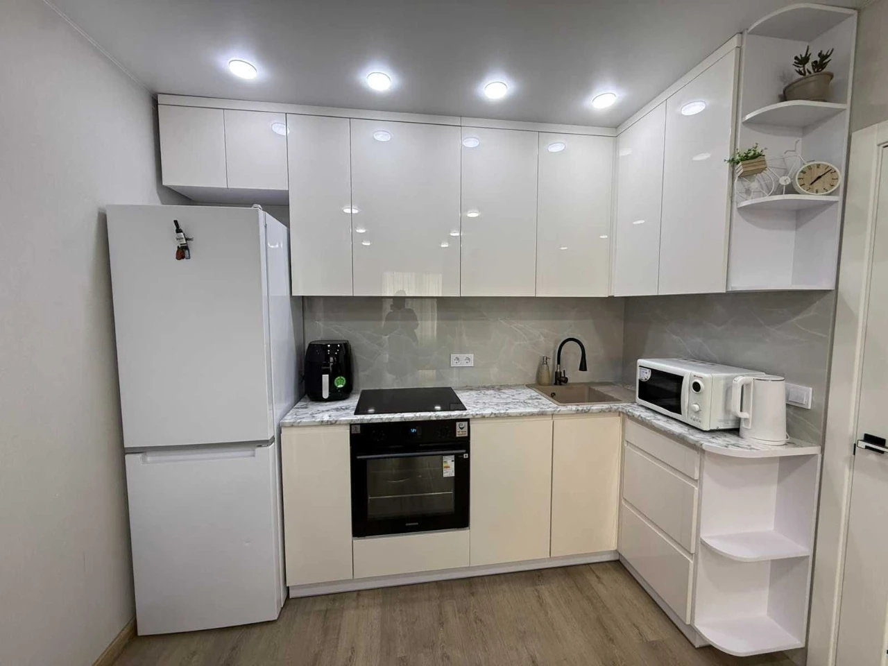 Продається 1кімн.кв.вул.Стеценка 75Р, Welkome Home