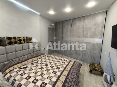 2-bedroom apartment in a new residential complex "Real Park" with renovation and furniture