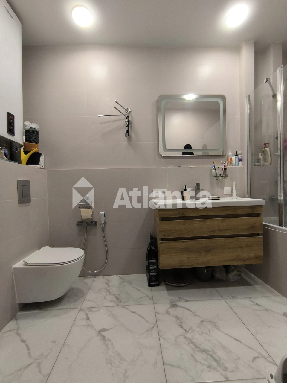 2-bedroom apartment in a new residential complex "Real Park" with renovation and furniture