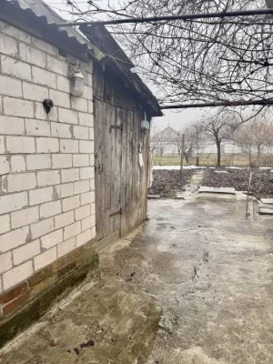 Right bank house for sale