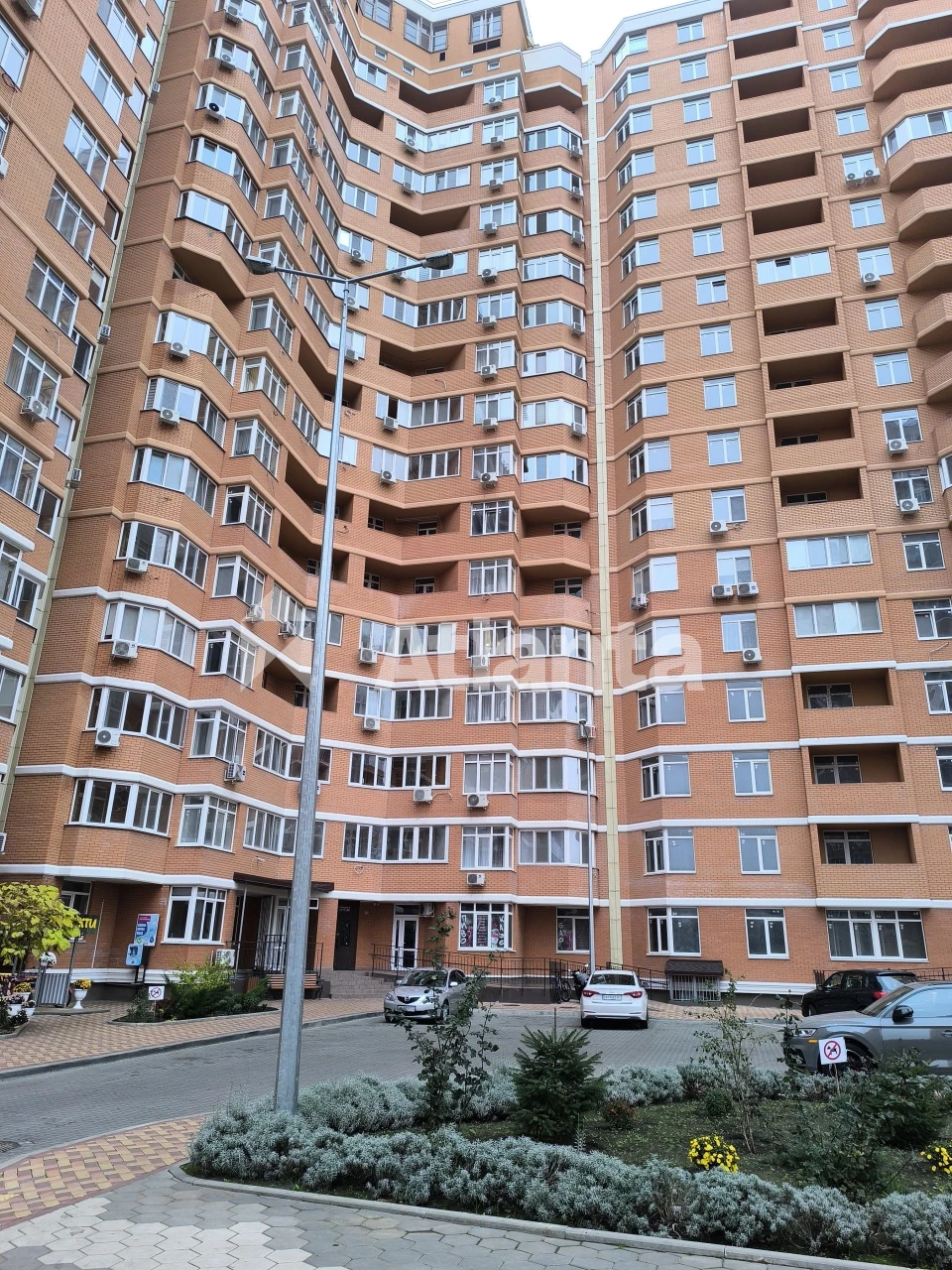 2-bedroom apartment in a new residential complex "Real Park" with renovation and furniture