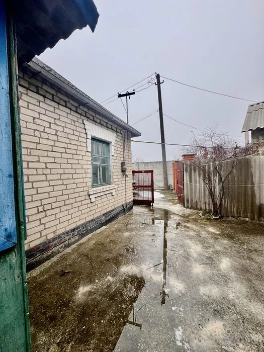 Right bank house for sale