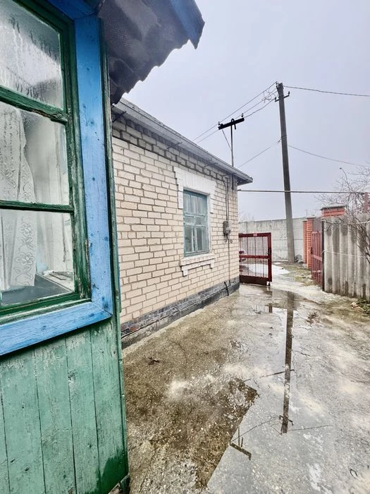 Right bank house for sale