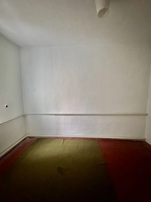 Right bank house for sale