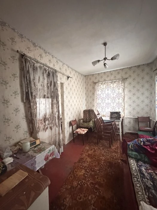Right bank house for sale