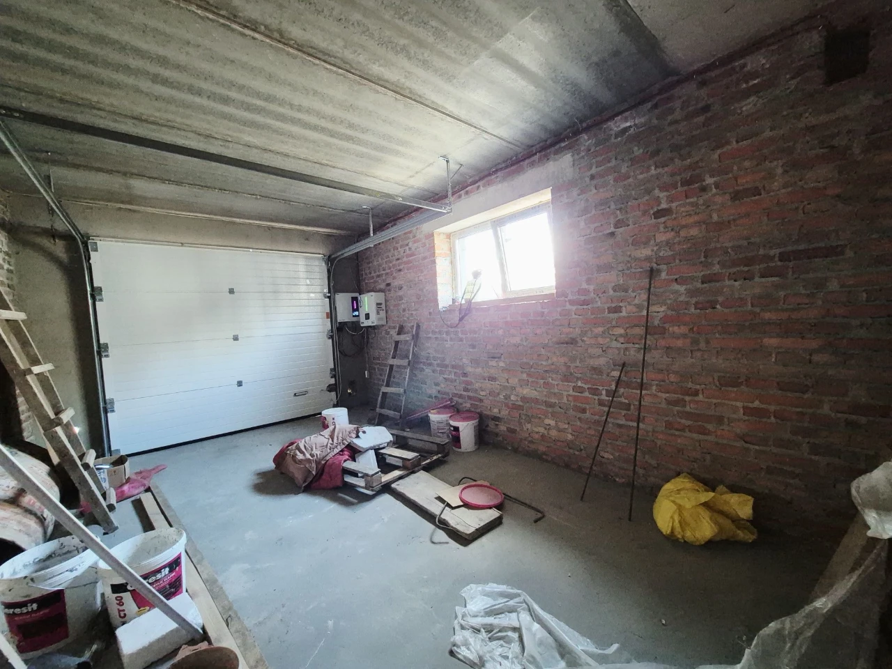 Modern house 155 sq m with a 10 kW solar power station! 10 acres,