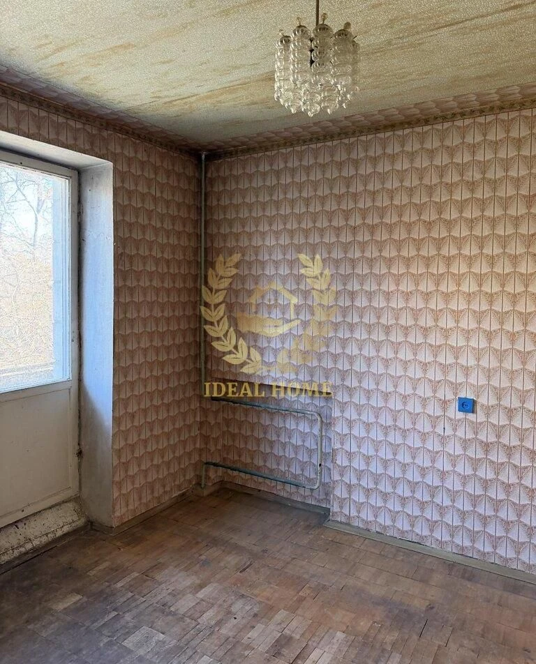 Продається однокімнатна квартира у Святошинському районі