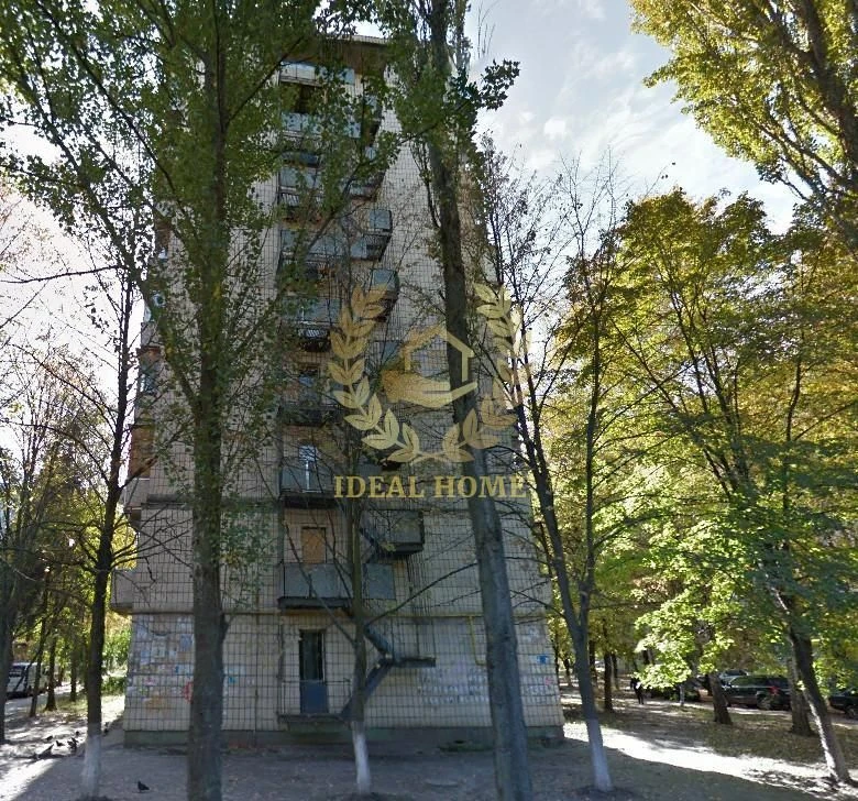 Продається однокімнатна квартира у Святошинському районі