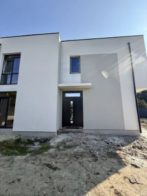 75 sq m Cottage with Carport | 3 Rooms | For Sale from