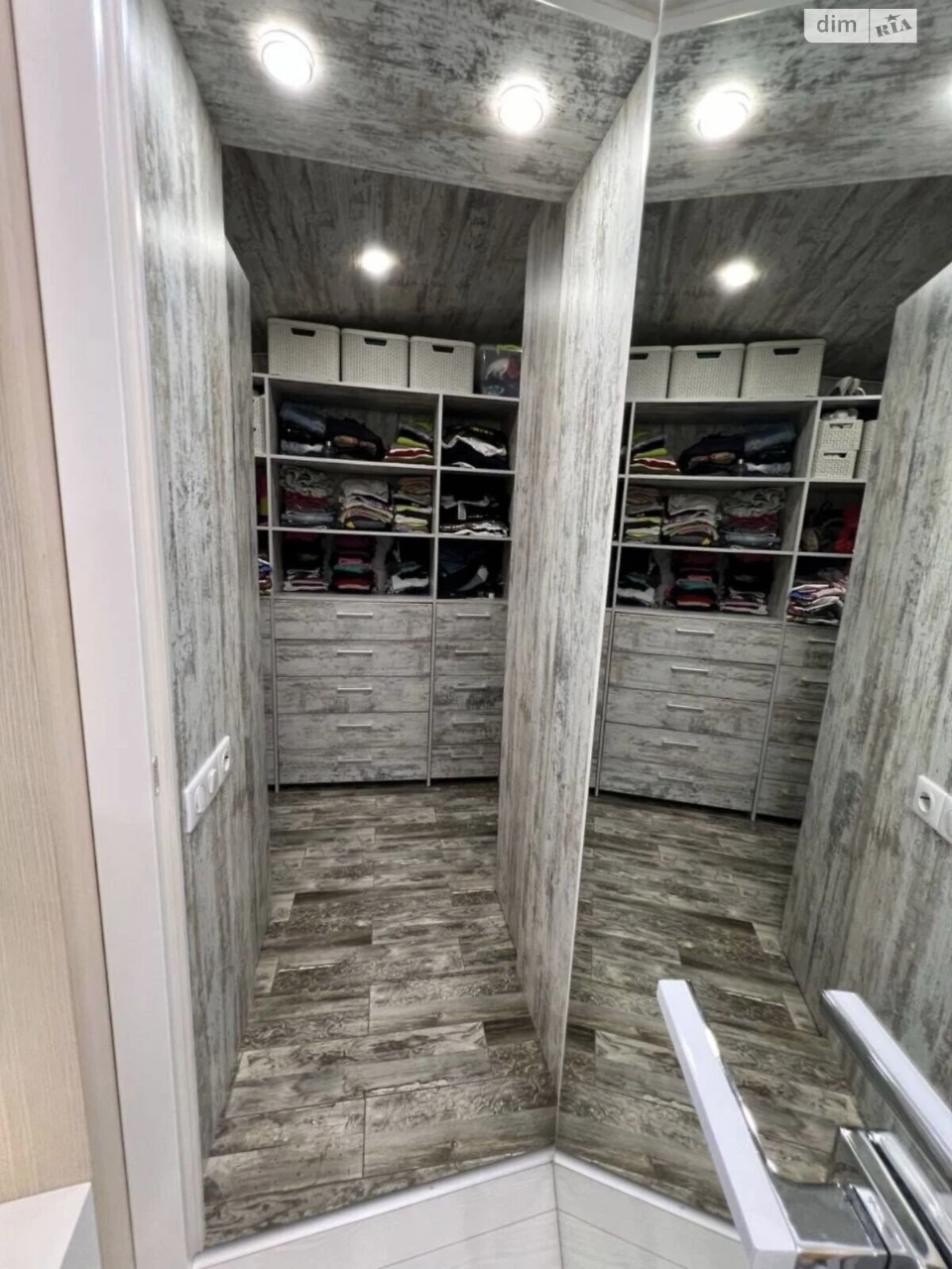 Apartment for Sale - Center