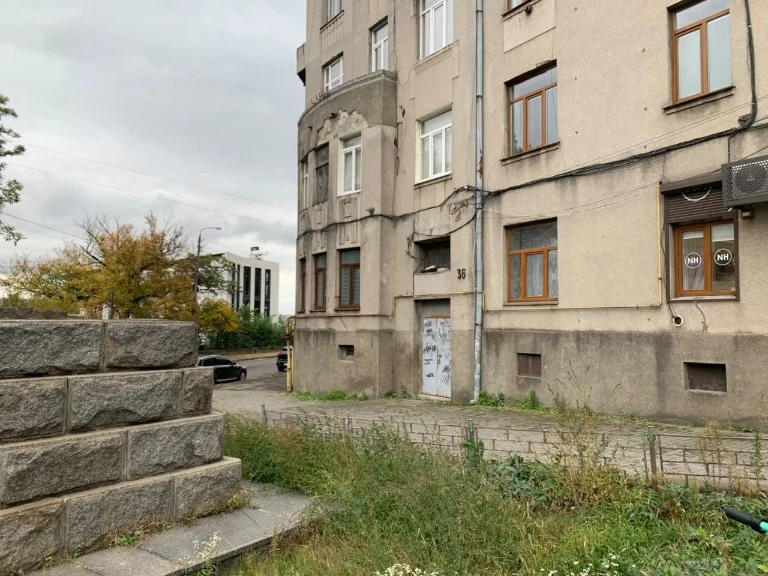 Продажа: 3-комнатная квартира с ремонтом