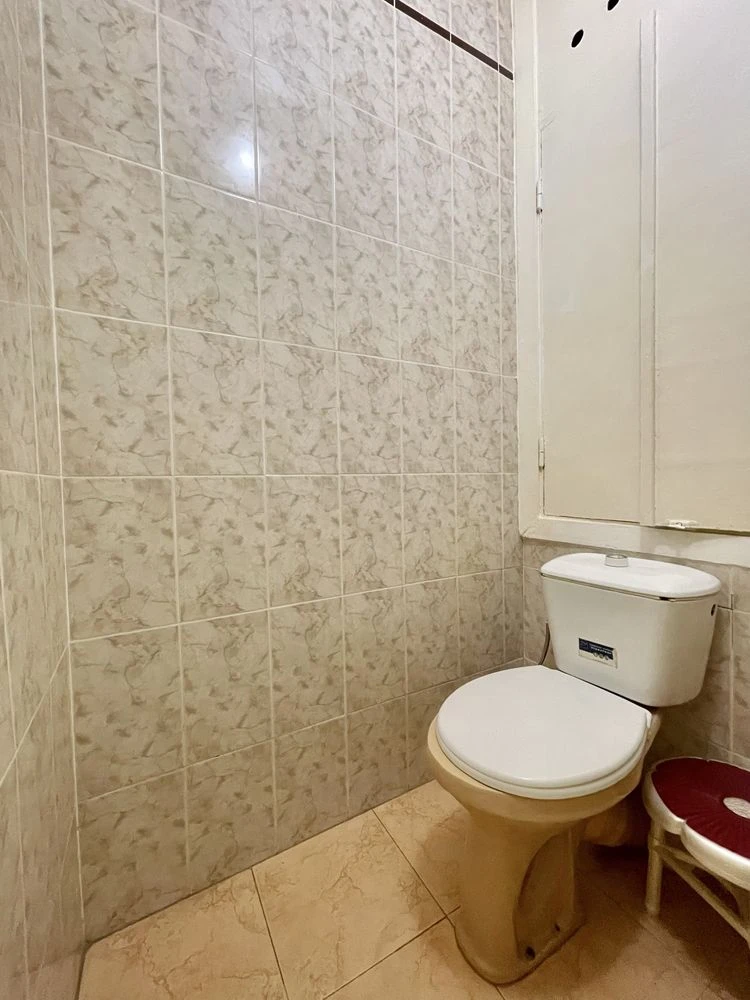 Продається 1-кімнатна квартира, вулиця Предславинська, 38, метро Палац Украї