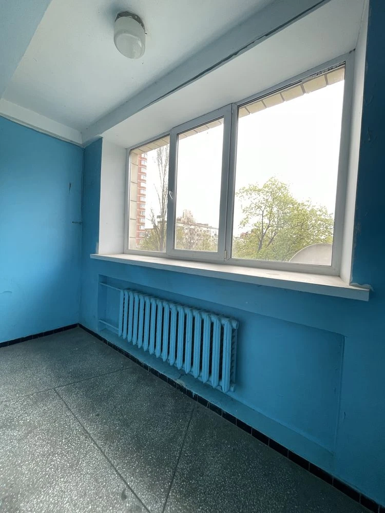 Продається 1-кімнатна квартира, вулиця Предславинська, 38, метро Палац Украї