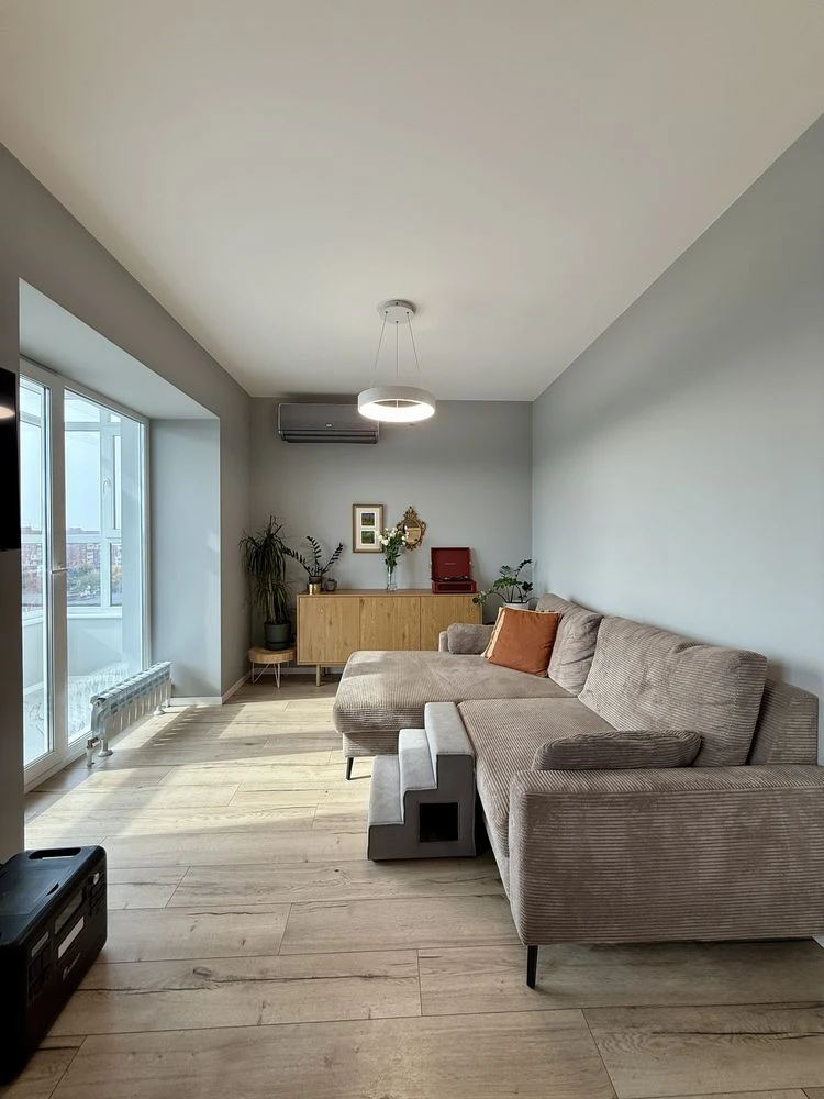 Apartment for sale in the Dinastia residential complex. 2 rooms + studio