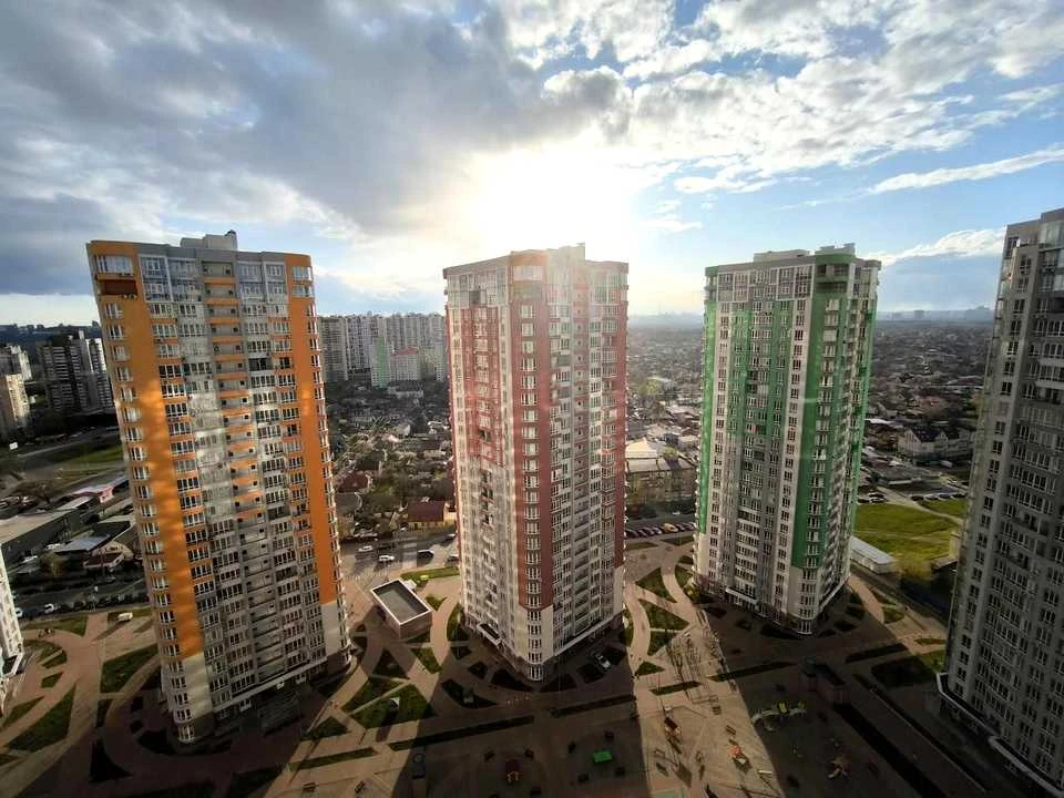 Квартира. Київ, Каховська вул.